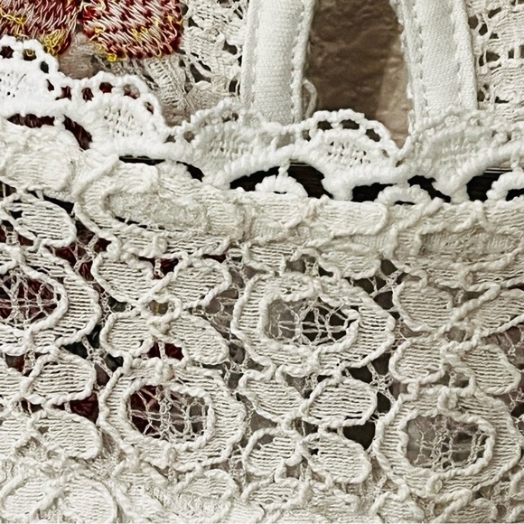 Umgee Women's White Lace Floral Embroidered Boho CottageCore Cottonblend Top Lg - Picture 7 of 8